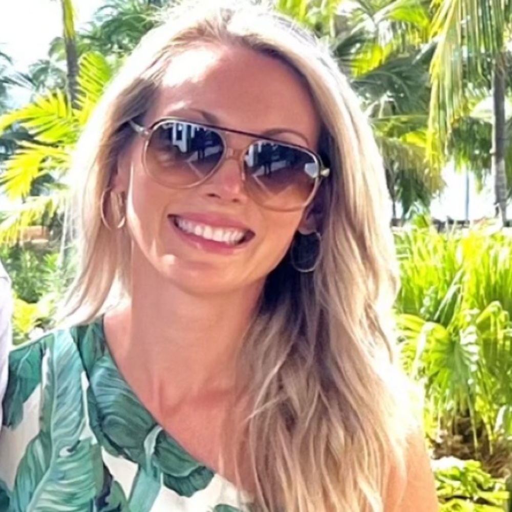 Meet your Posher, Lauren